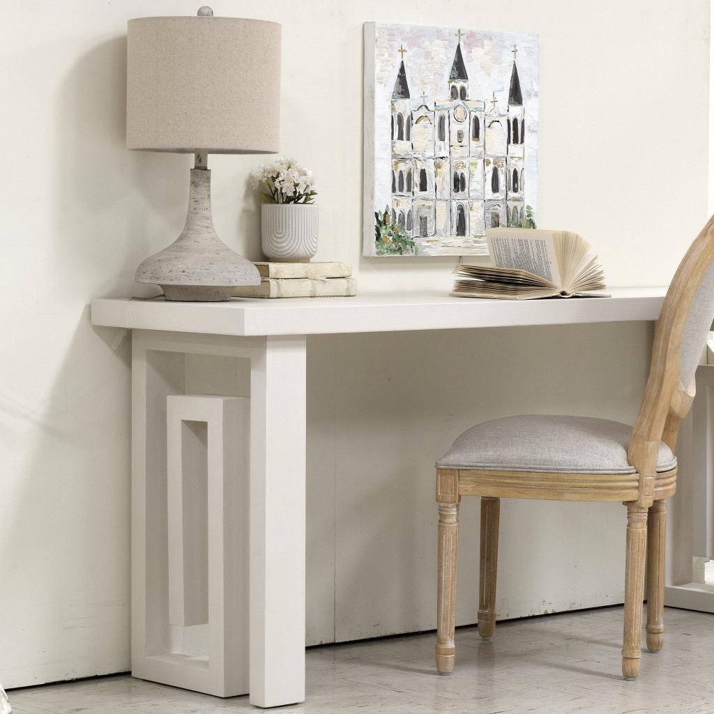 Annika Console 
